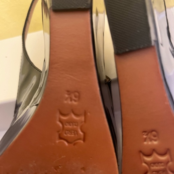 New Charles David Black Patent Open Toe Sling Back Wedge Sandal! - Picture 8 of 11